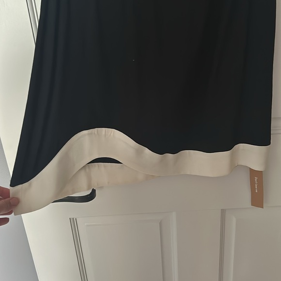 Black Bethany dress from Reformation size 6 - Picture 2 of 7